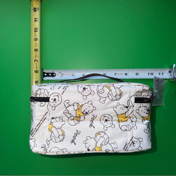 Disney Winnie Pooh Bear Insulated Lunch Bag Tote Drink Carrier Set Daiso Japan - Picture 4 of 9